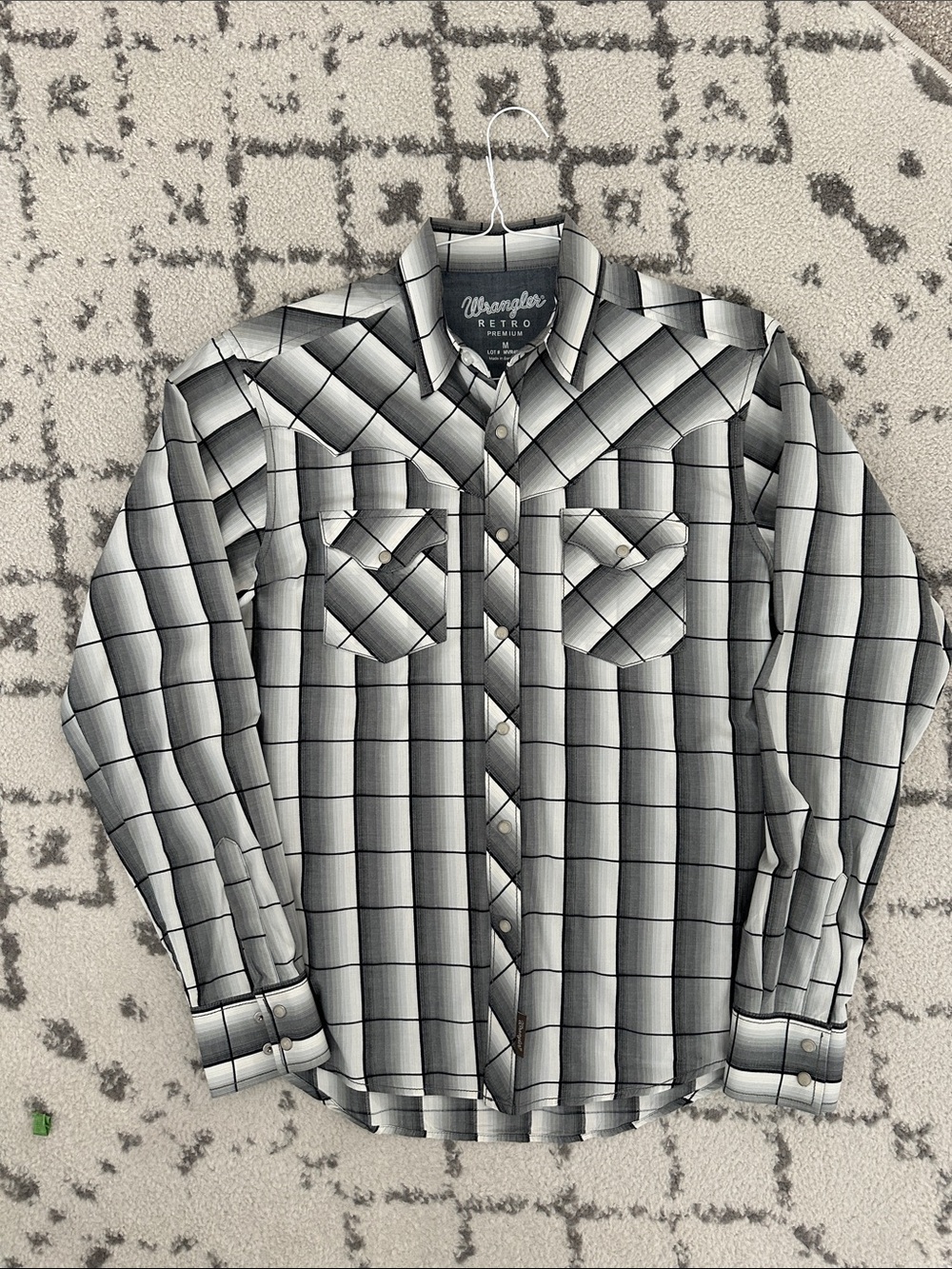 Wrangler Retro Black and Gray Plaid Western Button-Down Shirt